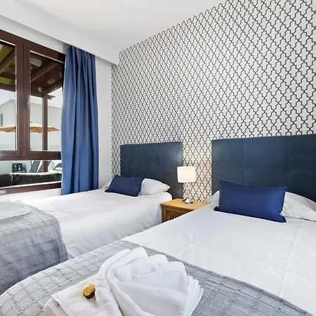 Lanzarote Arts Private Heated Pool *